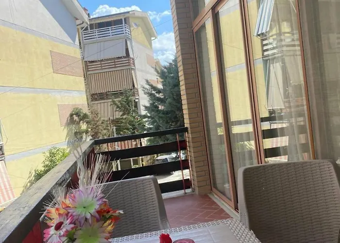 Apartment Shtepi Pushimi Leo Golem (Tirana)