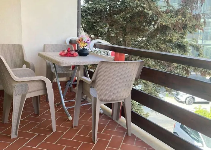 Shtepi Pushimi Leo Apartment Golem (Tirana)